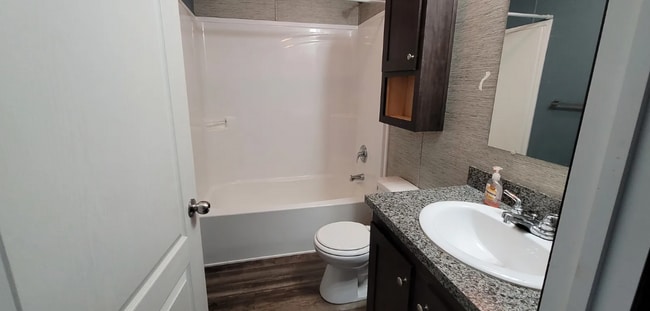Photo - 25156 Au Lac Dr N