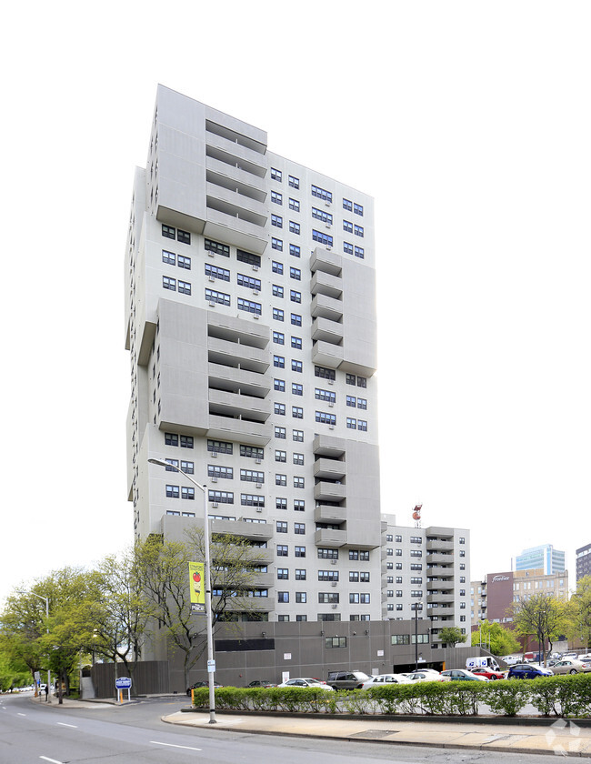 Building Photo - Bayview Towers Rental