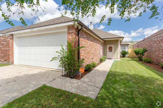 Building Photo - 9591 Pecan Tree Dr Rental