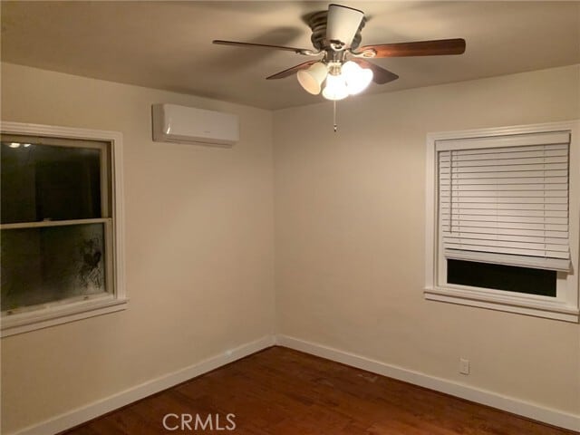 Photo - 8535 Dorothy St