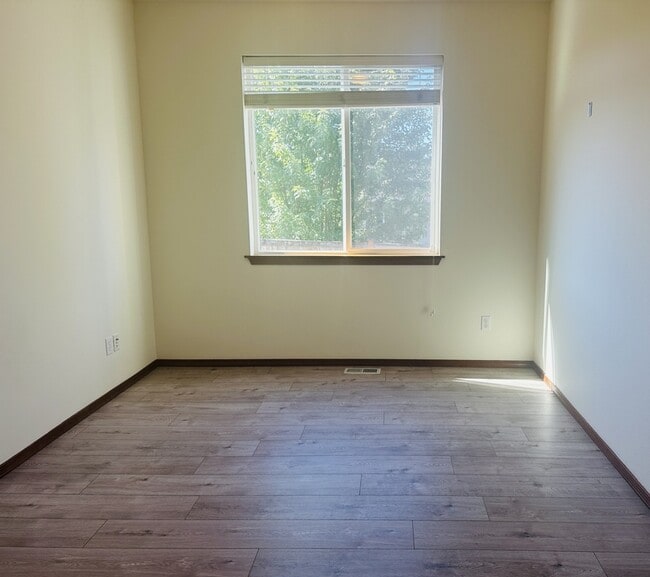 Building Photo - 7625 NE 201st Pl Rental