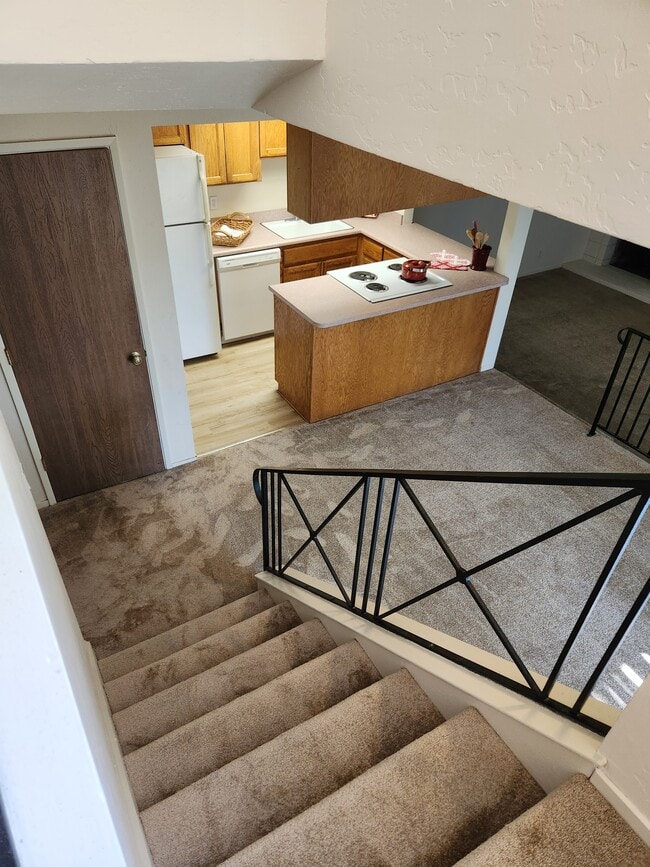 Photo - 6043 Leafwood Dr