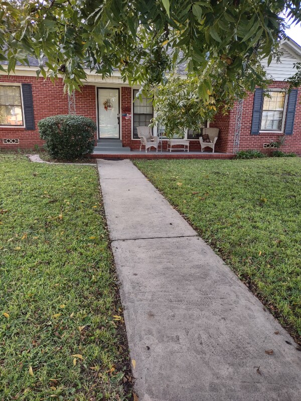 Photo - 30 N Trinity St