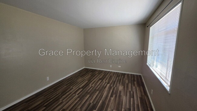 Photo - 7691 Leyden Ln