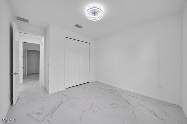 Photo - 2505 48th St SW