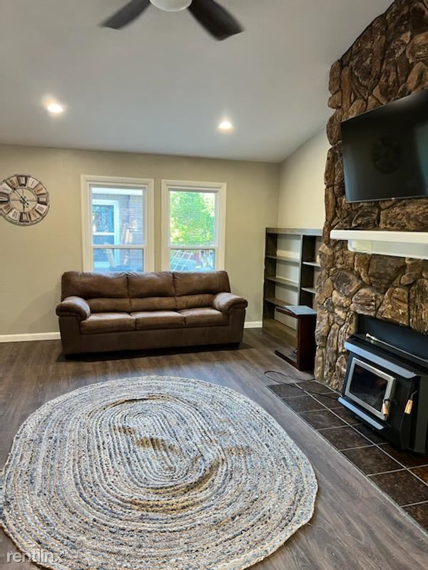 Photo - 3 br, 2.5 bath Triplex - 201 South 19th Av...