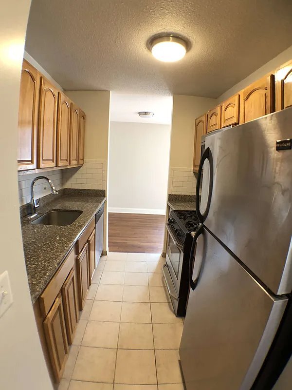 Photo - 353 E 104th St Unidad 513