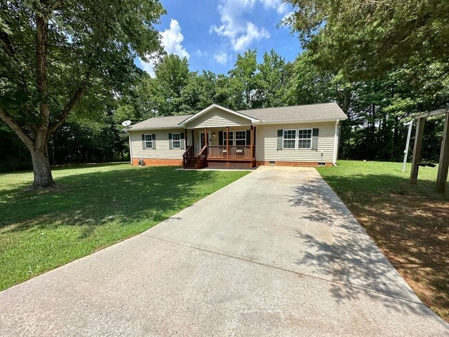 Remarkable Value. Unbeatable Location. - Remarkable Value. Unbeatable Location. House