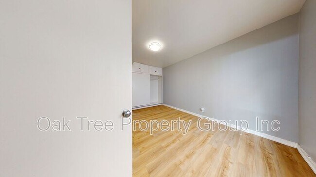 Oak Grove - 444 28th St.