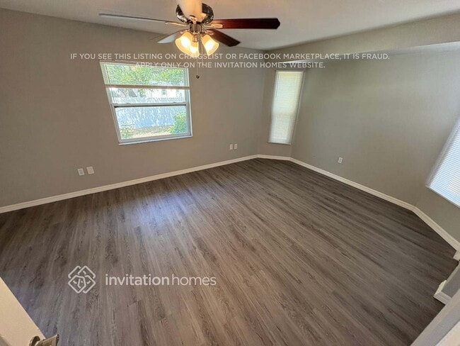 Photo - 1187 Desmond St