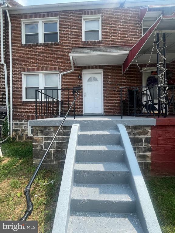 Building Photo - 3 S Bernice Ave Rental