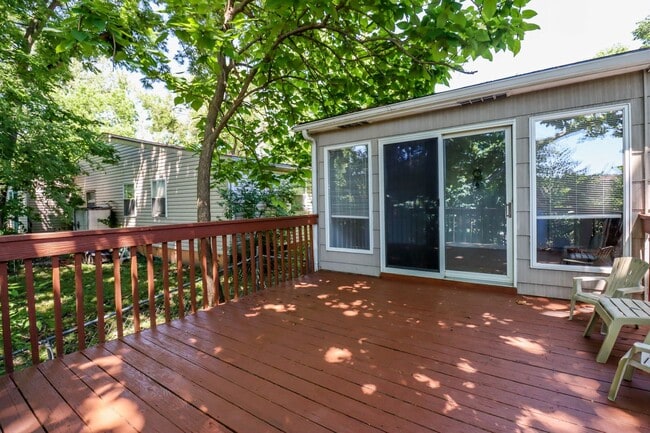 Photo - Immaculate Centrally located home!