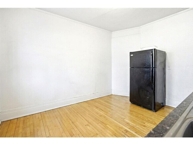 Photo - 604 Holly Ave Unit 201