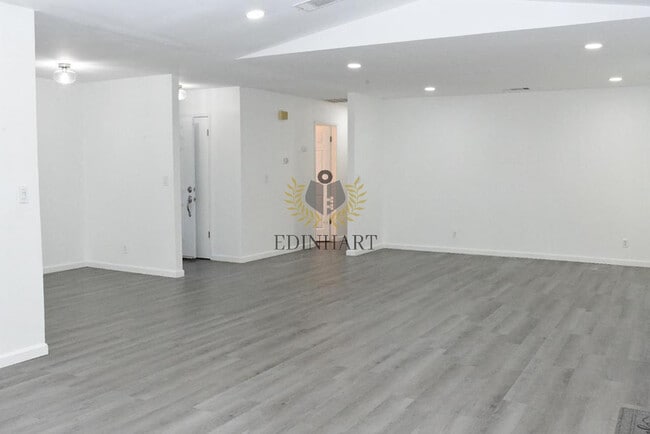 Photo - 5276 E Inyo St