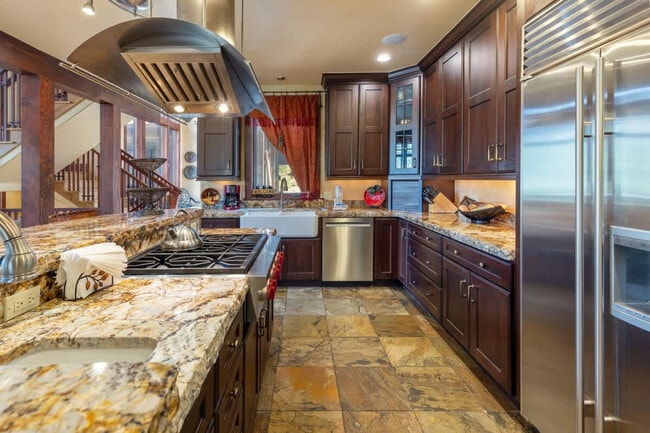 Photo - 195 Marks Ln Unit ID1387668P