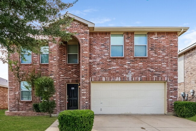 Building Photo - 4013 Foxhound Ln