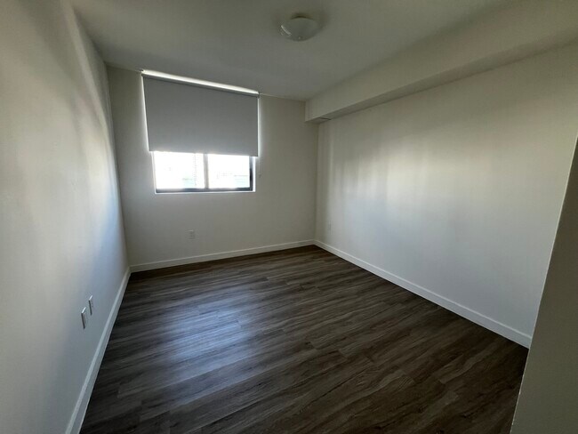 170 NE 23rd St Unit C1