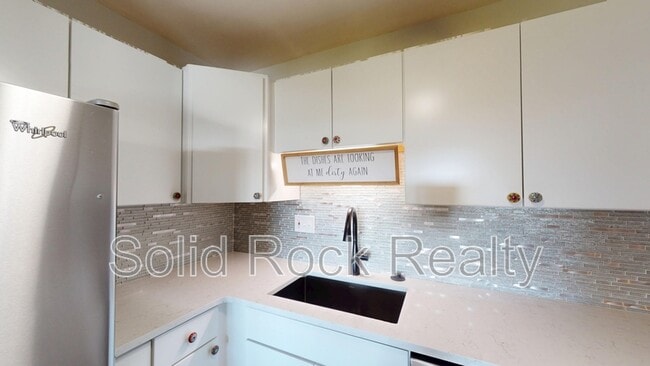 Photo - 434 Valley Hi Cir