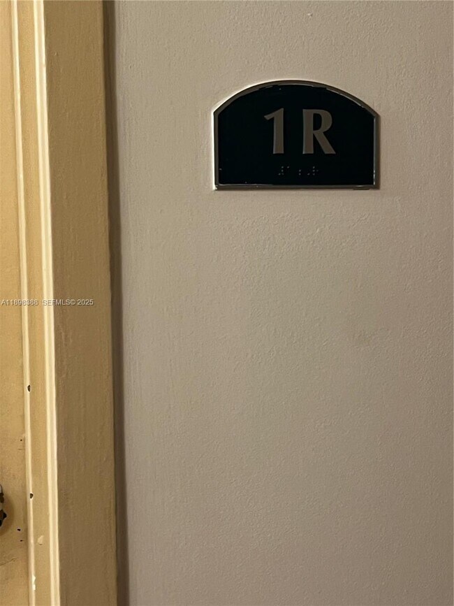 Photo - 1455 N Treasure Dr Unit 1R