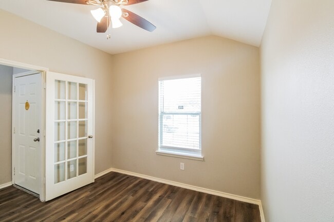 Photo - 3519 Apache Meadows Drive