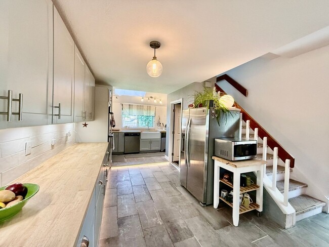 Photo - Distinguished 4 bed, 2 bath Bungalow in the Old North End