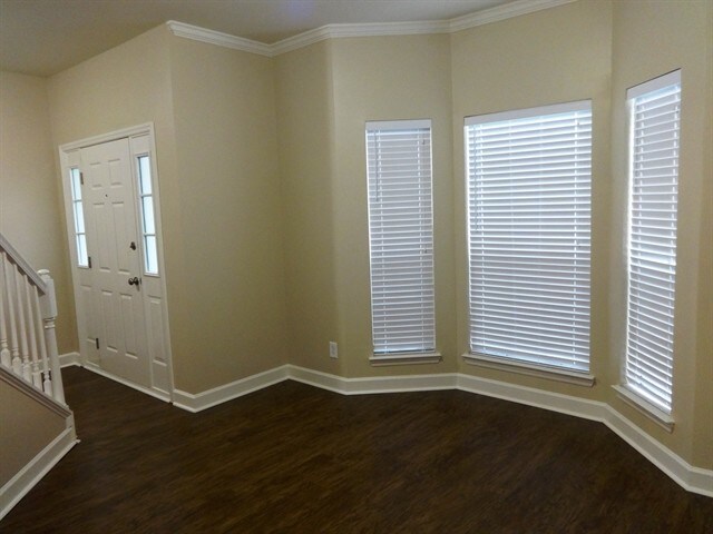 Photo - 116 Curico Ln