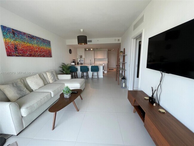 Photo - 501 NE 31st St Unit 710