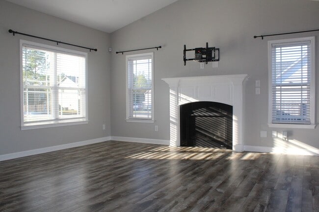 Photo - 228 Planters Ridge Dr