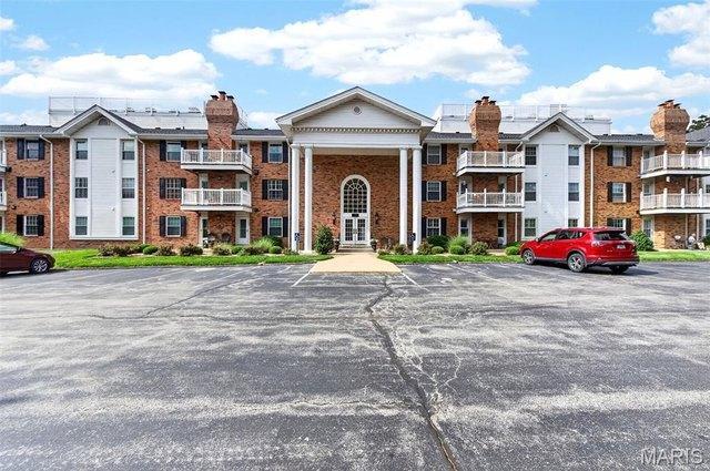 312 Clayton Xing Dr