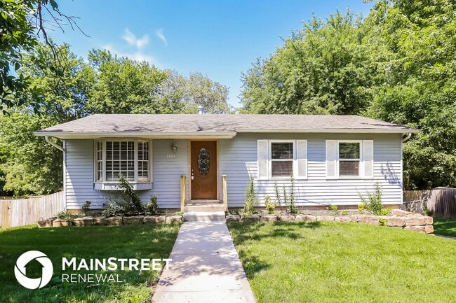 Building Photo - 2804 N 109th St