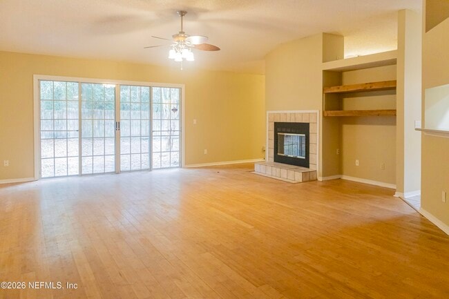 Photo - 8066 Dickie Dr