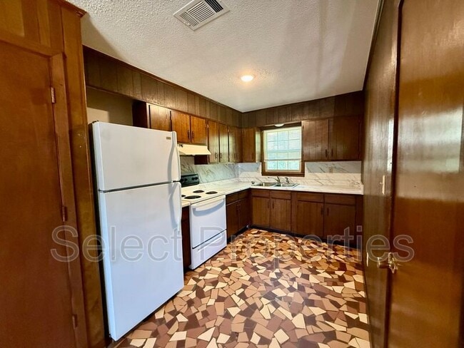 Photo - 819 W Matthews Ave Unit 4