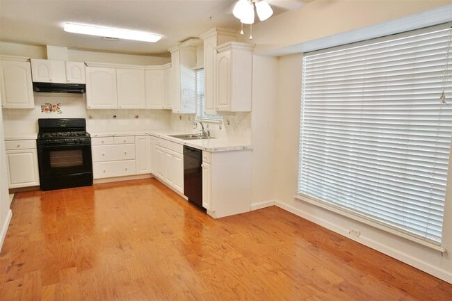 Photo - Cute 3 bed, 2 bath home near campus