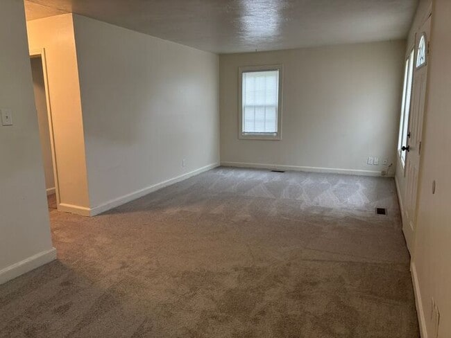 Photo - 1504 Converse Ave