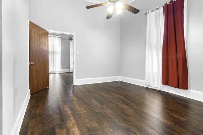 Photo - 2646 St Philip St