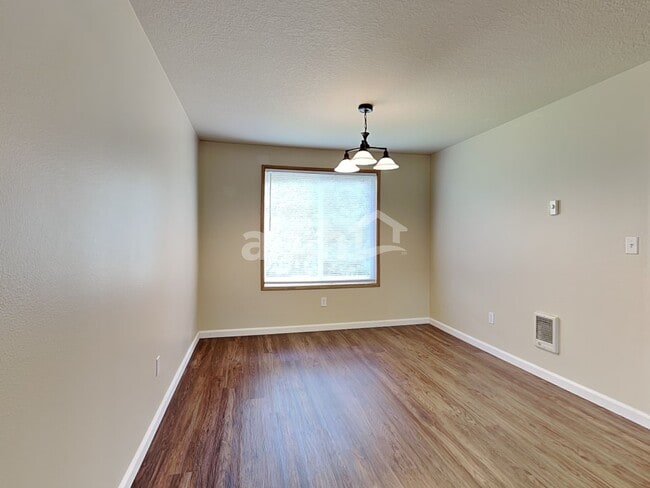 Photo - 1302 NW 4th St