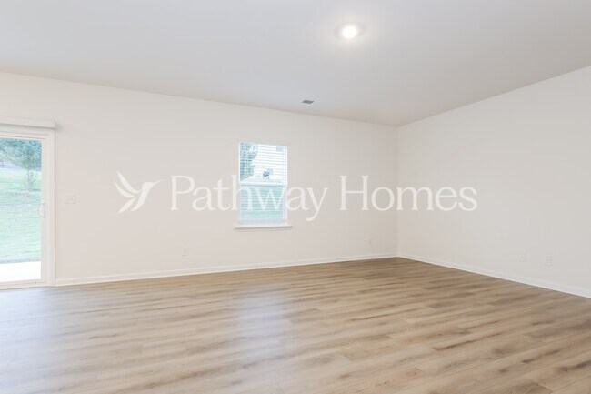 Photo - 1200 Arnhem Dr