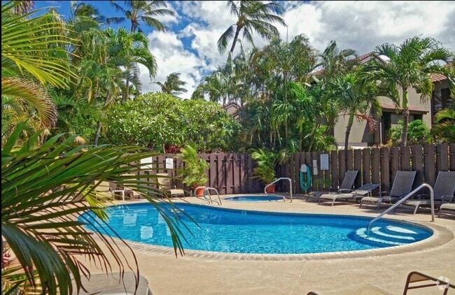Building Photo - Spacious 2BR/2BA Condo with Garden View – ...
