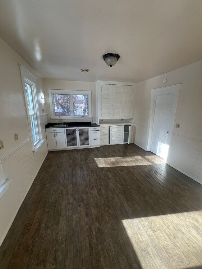 Photo - 314-16 Poplar St Unit #2