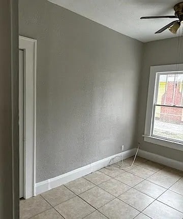 Building Photo - 1718 4th Ave E Rental