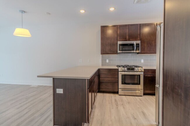 Photo - 1502 Simsbury St Unit 1502 Simsbury #2