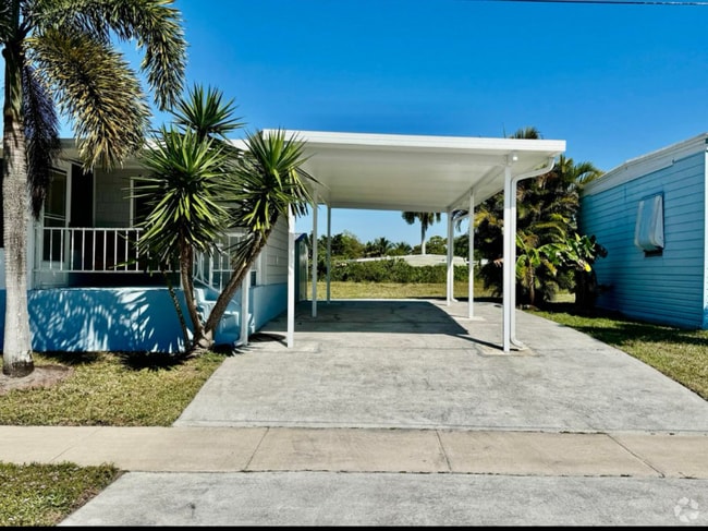 Building Photo - 4385 Mockingbird Dr Rental