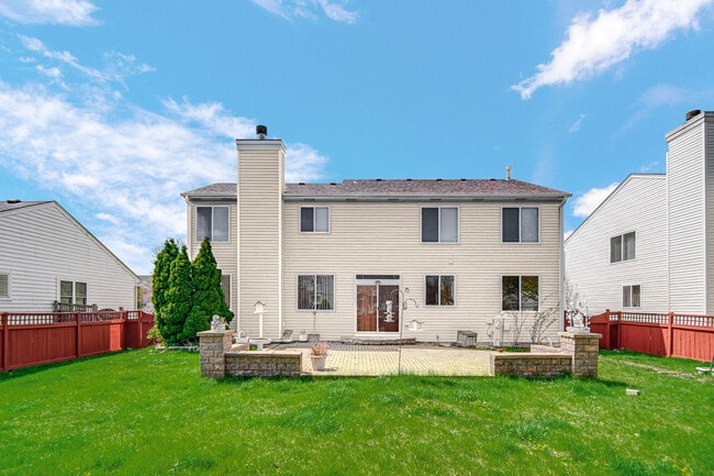 Photo - 1998 Conway Ln