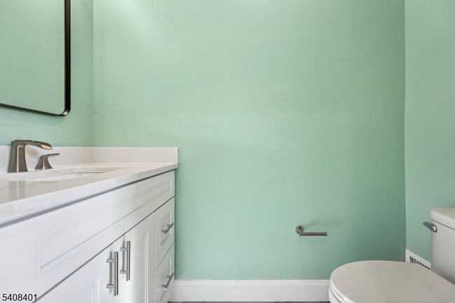 Photo - 30 Woodland Ave Unit 4