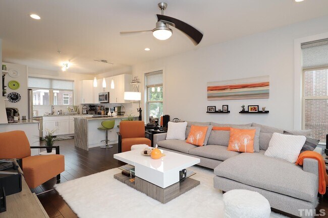 Photo - 1221 Twin Branches Way