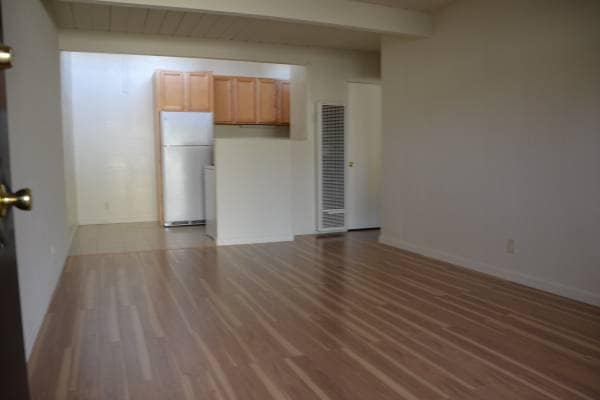 Photo - Sutter Gardens