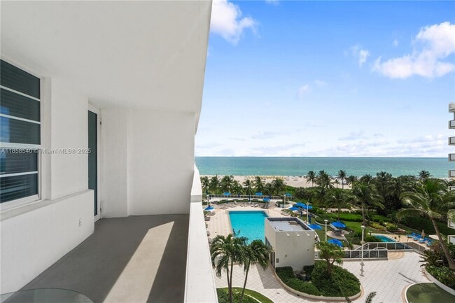 Photo - 100 Lincoln Rd Unidad 734 Rental