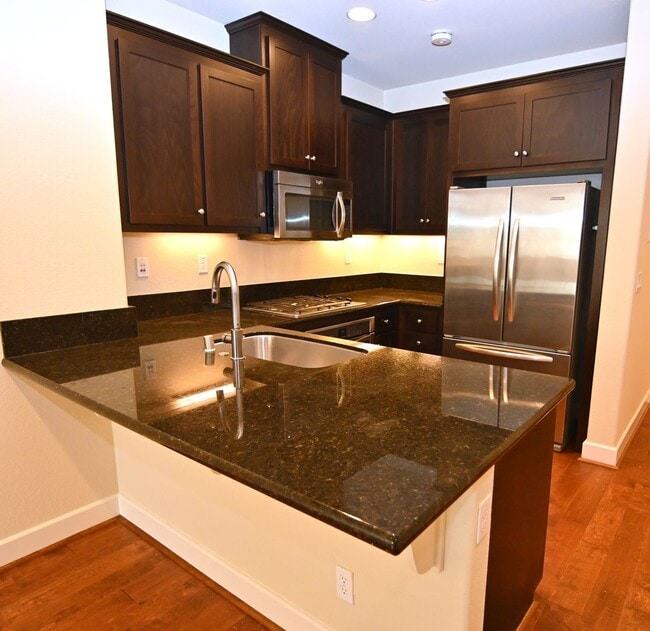6543 Tralee Village Dr