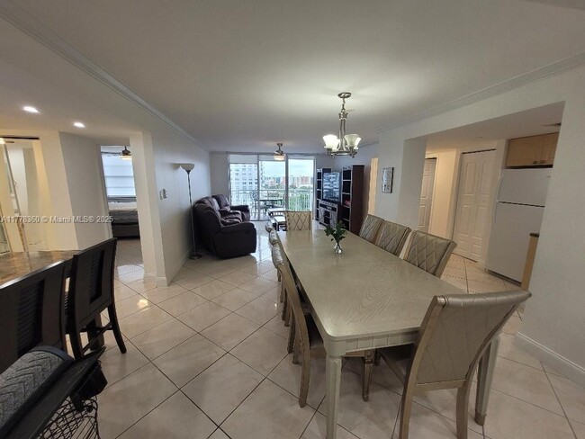 Photo - 18081 Biscayne Blvd Unit 1102
