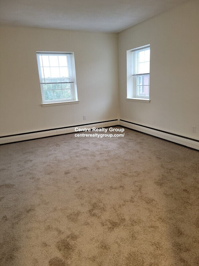 Photo - 155 Lexington St Unidad 34